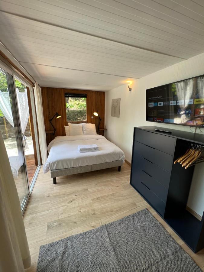 Superbe Cabane Jacuzzi Jardin Clim Wifi Parking Meyreuil Exterior foto